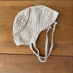 Briar Baby Brimmed Bonnet in Grey and White Stripe